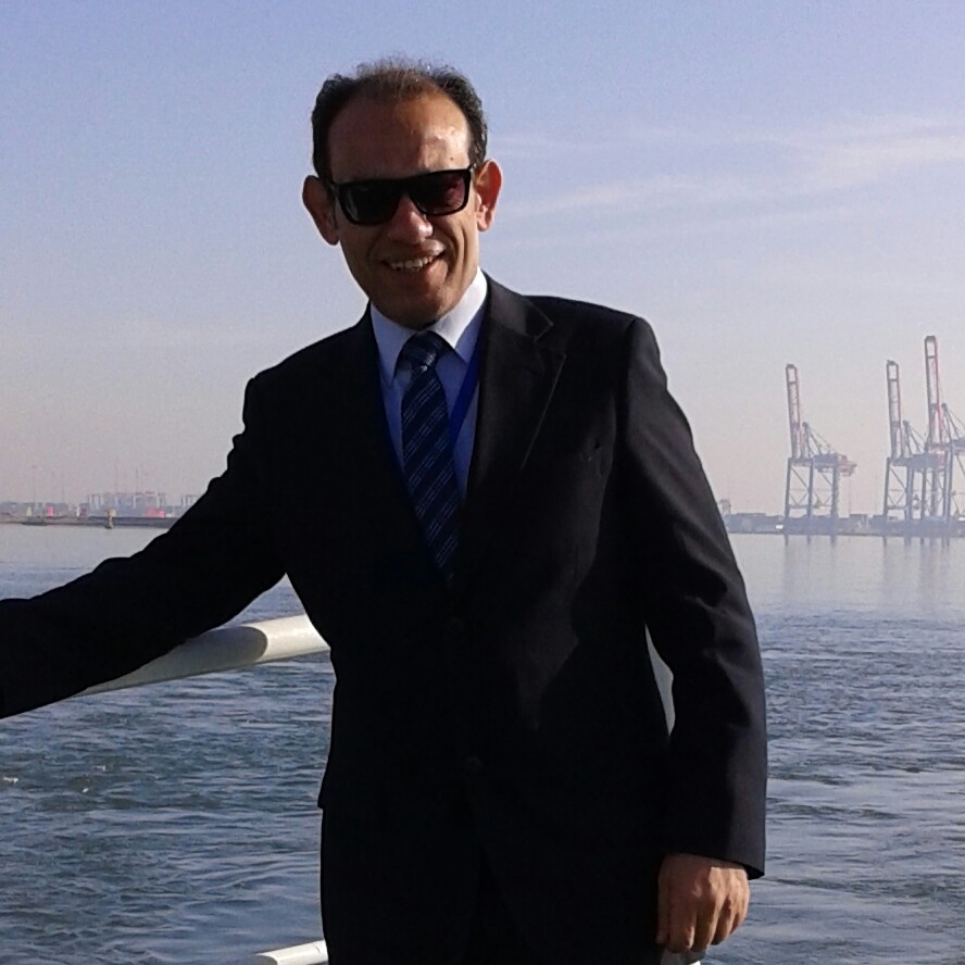 مناشدة الى رئيس الهيئة الوطنية للإعلام “صوت العاملين بالإذاعة يعلو : الإذاعة تعود للحياة.. ومطالب بالإبقاء على محمد لطفي لاستكمال مسيرة الإنجاز”