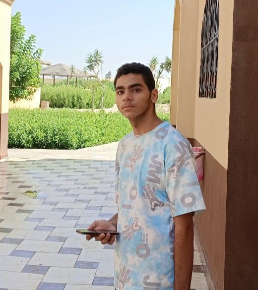 تهنئة نجاح من زهرة الخليج نيو لمارتن بمناسبة النجاح