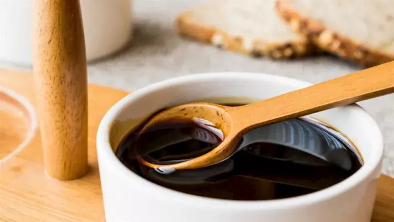ماذا يحدث لمرضى السكري عند تناول العسل الأسود على معدة فارغة؟