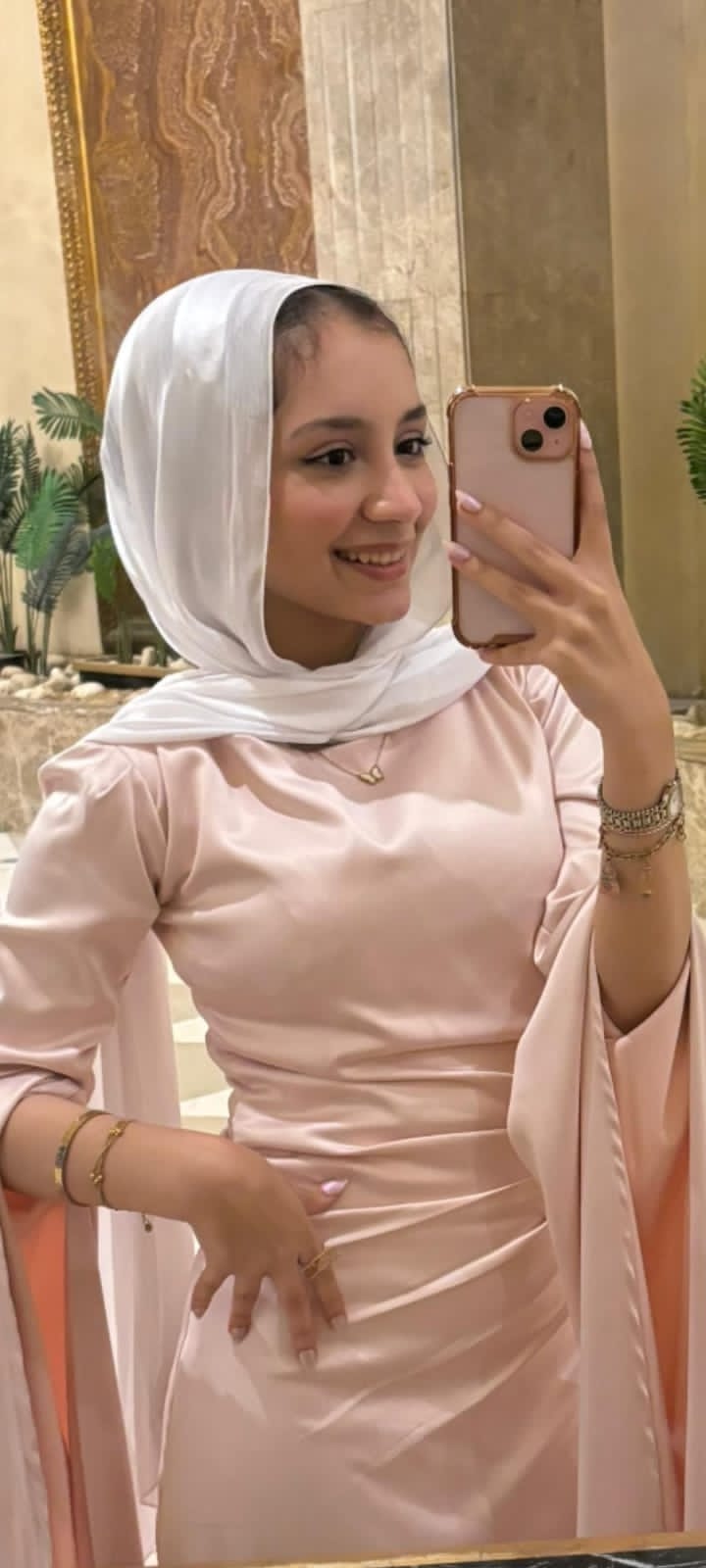 وتتوالى التهاني من أسرة “ زهرة الخليج نيو ” لكل الناجحين : وتهنئة للطالبة جنى عواد بمناسبة نجاحها في شهادة الثانوية العامة
