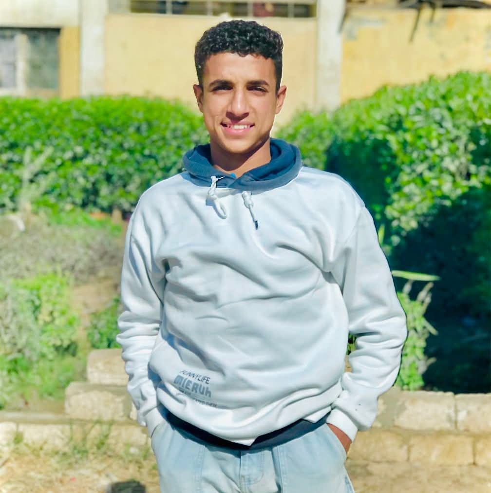 تهنئة من زهرة الخليج نيو للطالب عبدالله صاوى بمناسبة نجاحه في شهادة الثانوية العامة